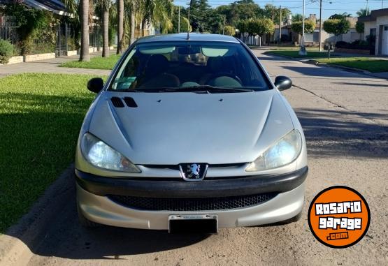 Autos - Peugeot 206 2013 Nafta 170000Km - En Venta