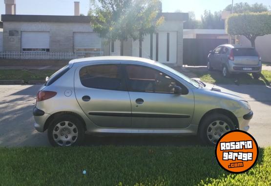 Autos - Peugeot 206 2013 Nafta 170000Km - En Venta