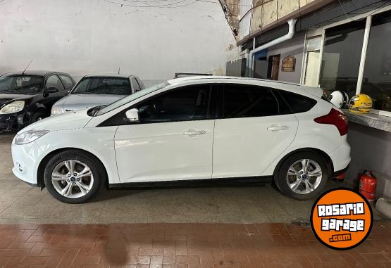 Utilitarios - Ford Focus 2.0 titanium 2015 Nafta 250Km - En Venta