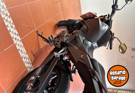 Motos - Honda CB 300 2024 Nafta 10000Km - En Venta