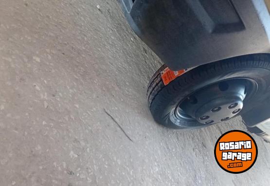 Camiones y Gr�as - Vendo o permuto - En Venta