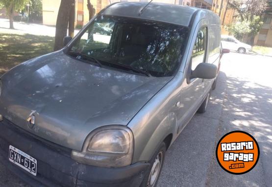 Utilitarios - Renault 2008 2008 Diesel 111111Km - En Venta