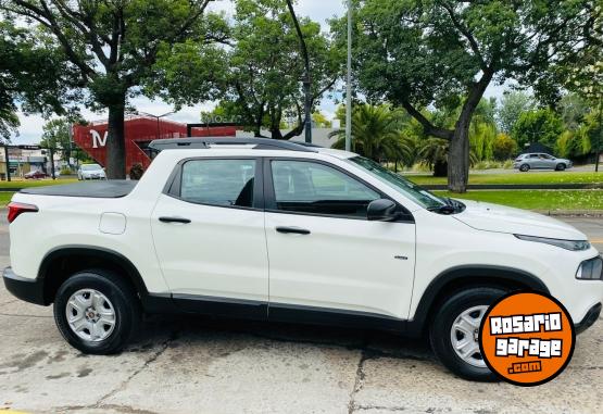 Camionetas - Fiat Toro Freedom 2017 Diesel 80000Km - En Venta