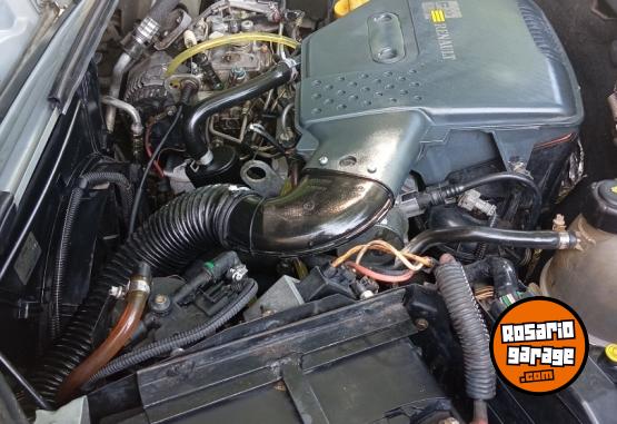 Utilitarios - Renault Kangoo montare 2006 Diesel 206Km - En Venta