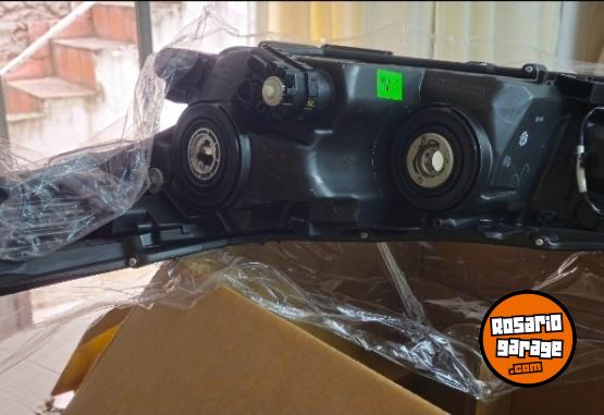 Accesorios para Autos - Óptica derecha Toyota Yaris con lupa original - En Venta