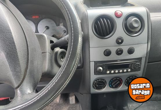 Utilitarios - Peugeot Partner HDI 1.6 Confort 2012 Diesel 269000Km - En Venta