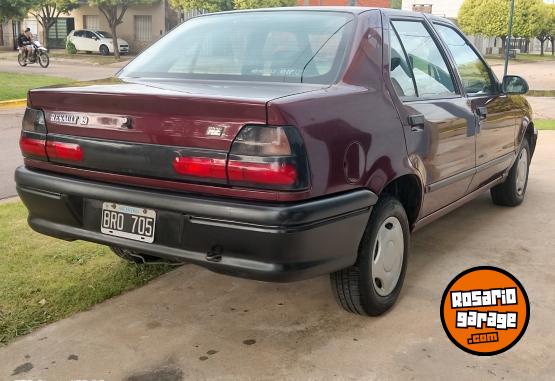 Autos - Renault Re 1997 Nafta 63500Km - En Venta