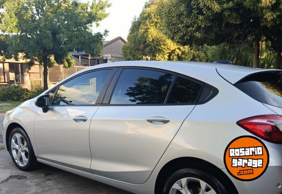 Autos - Chevrolet Cruze 2023 Nafta 17000Km - En Venta
