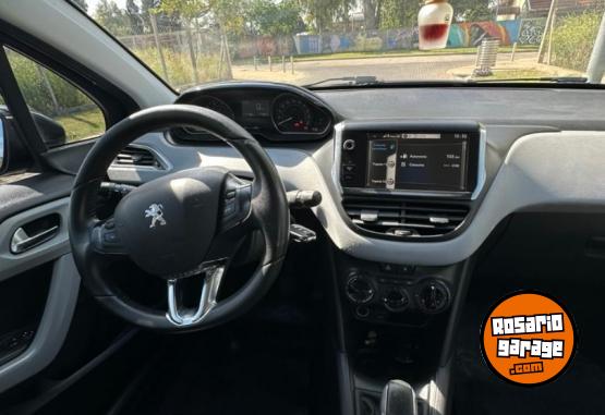 Autos - Peugeot 208 Touchscreen 1.5 2013 Nafta 117000Km - En Venta