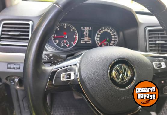 Camionetas - Volkswagen Amarok Highlane 2024 Diesel 40000Km - En Venta