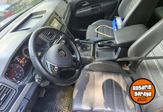 Camionetas - Volkswagen Amarok Highlane 2024 Diesel 40000Km - En Venta