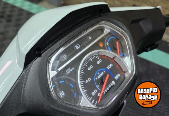 Motos - Honda 2024 2024 Nafta 25000Km - En Venta