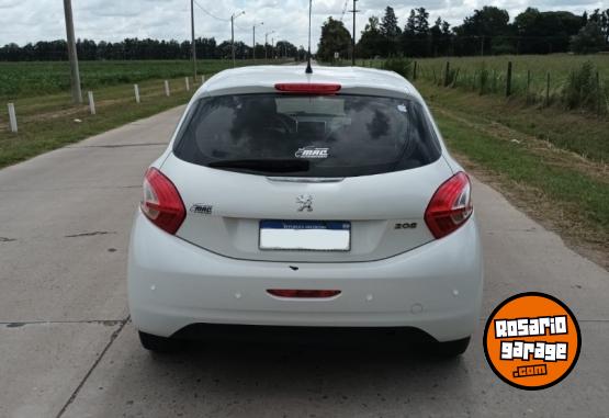 Autos - Peugeot 208 Allure 1.5 N Full 2016 Nafta 91000Km - En Venta