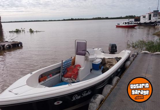 Embarcaciones - Vendo/ Permuto x utilitario exelente Traker 5.40 - En Venta