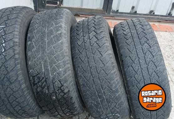 Accesorios para Autos - 4 neumaticos - En Venta