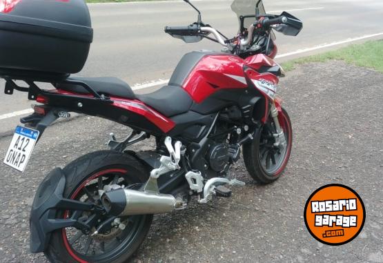 Motos - Benelli TRK 2020 Nafta 6000Km - En Venta