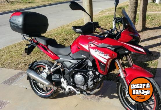 Motos - Benelli TRK 2020 Nafta 6000Km - En Venta