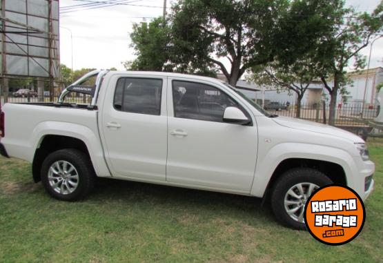 Camionetas - Volkswagen AMAROK 2.0TDI COMFORTLINE 2020 Diesel 184500Km - En Venta