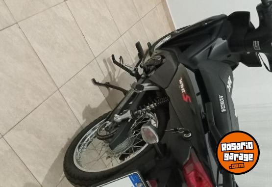 Motos - Honda Wave 2021 Nafta 5800Km - En Venta