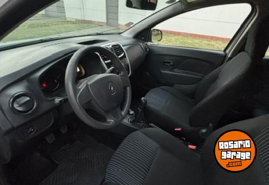 Autos - Renault Logan 2019 GNC 145000Km - En Venta