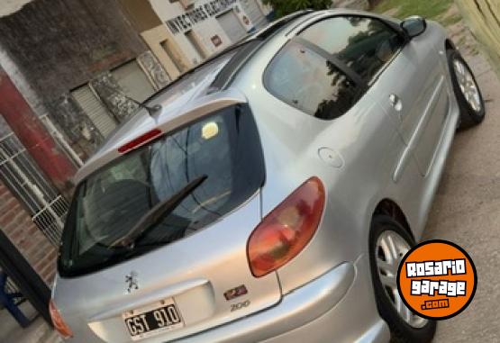 Autos - Peugeot 206 2007 Nafta 145000Km - En Venta