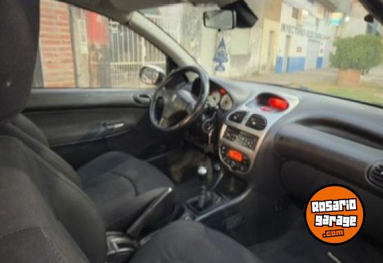 Autos - Peugeot 206 2007 Nafta 145000Km - En Venta