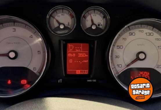 Autos - Peugeot 308 2014 Diesel 135000Km - En Venta