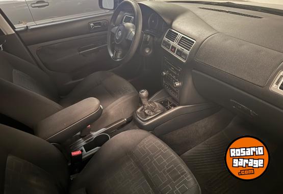 Autos - Volkswagen BORA TRENDLINE 2.0 2011 Nafta 100000Km - En Venta