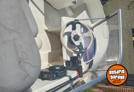 Embarcaciones - Vendo lancha albatros 5.30 - En Venta