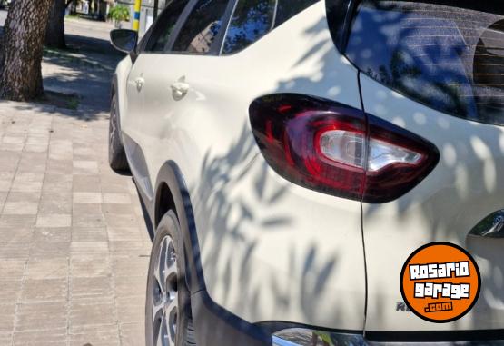 Autos - Renault Captur 2018 Nafta 90000Km - En Venta