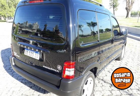 Utilitarios - Peugeot PATAGONICA 2017 Nafta 98500Km - En Venta