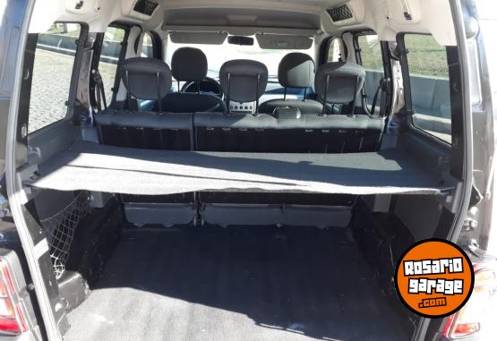 Utilitarios - Peugeot PATAGONICA 2017 Nafta 98500Km - En Venta