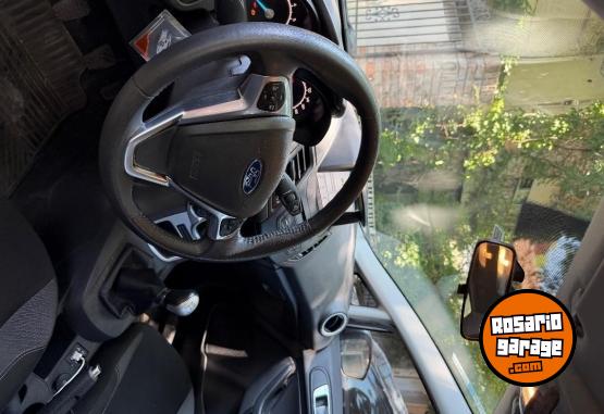 Autos - Ford Fiesta SE Plus 2019 Nafta 45500Km - En Venta