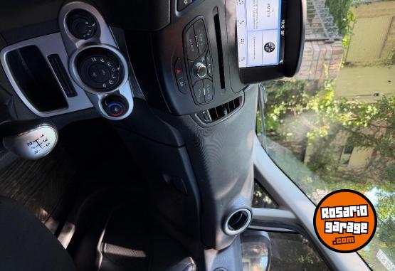 Autos - Ford Fiesta SE Plus 2019 Nafta 45500Km - En Venta