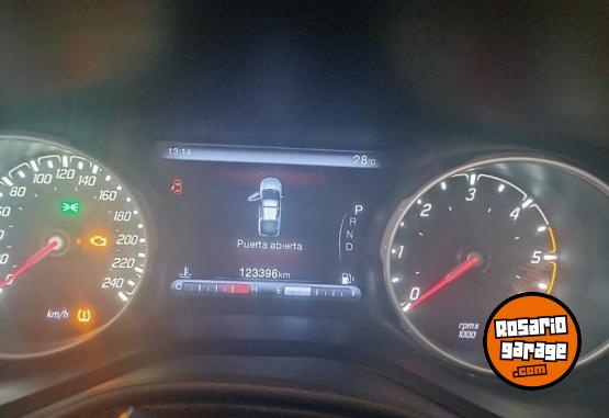 Camionetas - Fiat Toro volcano 2.0 /16 v 2017 Diesel 122000Km - En Venta