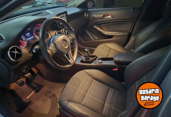 Autos - Mercedes Benz A200 2013 Nafta 67000Km - En Venta