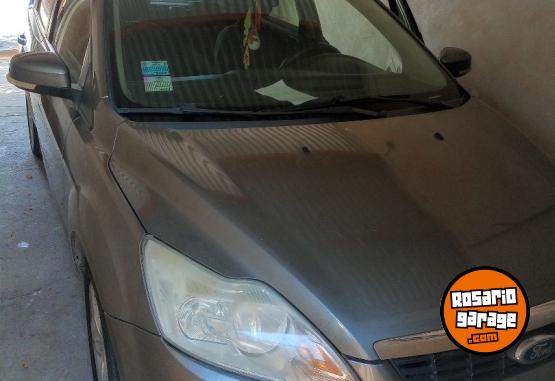 Autos - Ford Focus 2011 GNC 253000Km - En Venta