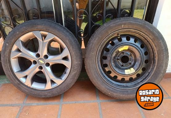 Accesorios para Autos - SE LIQUIDAN!!!! 02 CUBIERTAS PIRELLI 215/50 R17 91V modelo CINTURATO P7 CON LLANTA DE CHEVROLET  Y CUBIERTA WINDFORCE 215/50 ZR 17 98W XL - En Venta