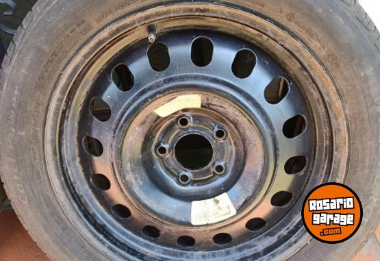 Accesorios para Autos - SE LIQUIDAN!!!! 02 CUBIERTAS PIRELLI 215/50 R17 91V modelo CINTURATO P7 CON LLANTA DE CHEVROLET  Y CUBIERTA WINDFORCE 215/50 ZR 17 98W XL - En Venta