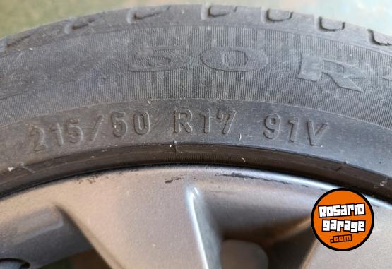 Accesorios para Autos - SE LIQUIDAN!!!! 02 CUBIERTAS PIRELLI 215/50 R17 91V modelo CINTURATO P7 CON LLANTA DE CHEVROLET  Y CUBIERTA WINDFORCE 215/50 ZR 17 98W XL - En Venta