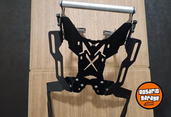 Accesorios para Motos - Vendo parabrisas para honda cb 250 twister . - En Venta