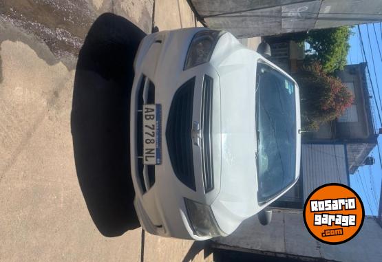 Autos - Chevrolet Prisma 2017 GNC 90000Km - En Venta