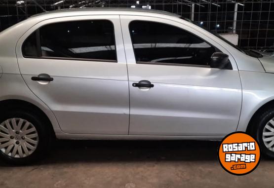 Autos - Volkswagen Voyage 2012 Nafta 183000Km - En Venta