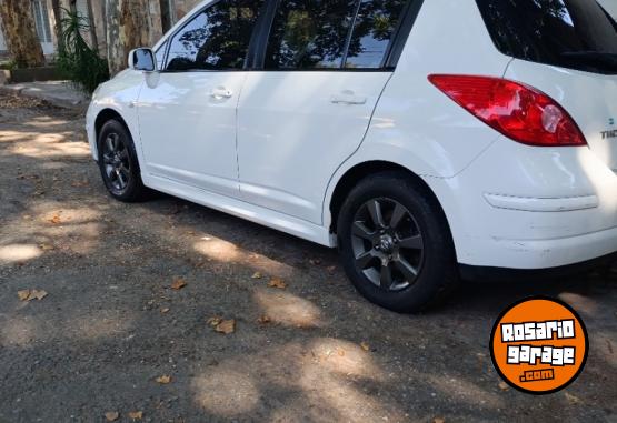 Autos - Nissan Tiida 2012 GNC 128000Km - En Venta