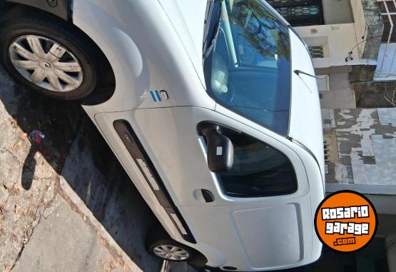 Utilitarios - Renault Kangoo 2007 Diesel 45000Km - En Venta