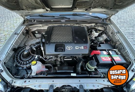 Camionetas - Toyota SW4 SRv 4x4 7 asientos 2014 Diesel  - En Venta