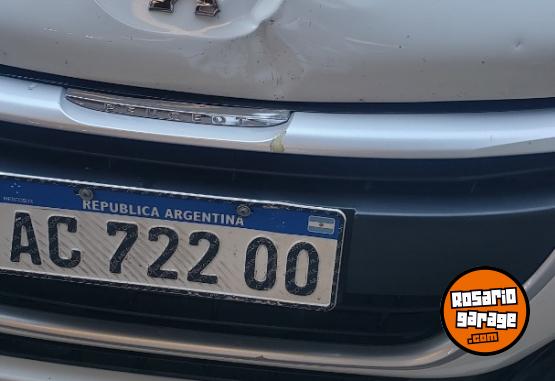 Autos - Peugeot Active 2018 Nafta 120000Km - En Venta