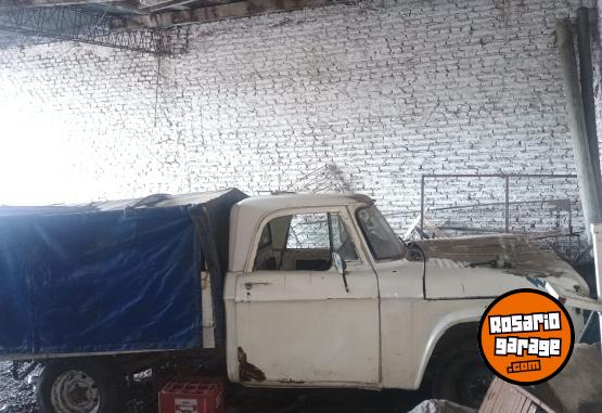 Camionetas - Dodge d100 1983 GNC 100000Km - En Venta