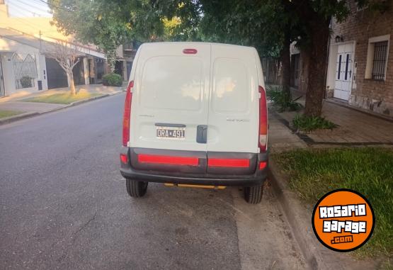 Utilitarios - Renault Kangoo 2015 GNC 280000Km - En Venta