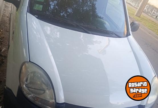 Utilitarios - Renault Kangoo 2015 GNC 280000Km - En Venta